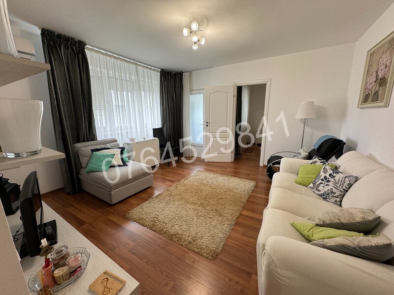 Titan, Str. Postavarul, renovat, la 10 minute metrou Nicolae Grigorescu,