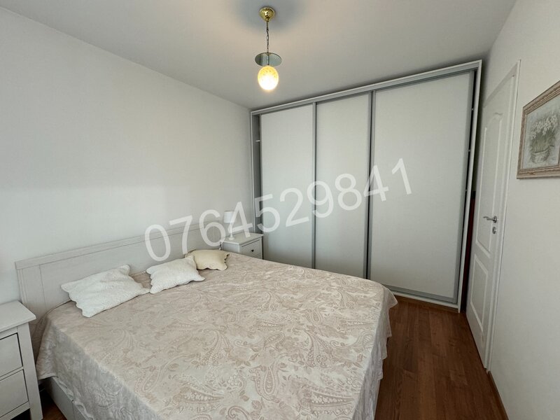 Titan, Str. Postavarul, renovat, la 10 minute metrou Nicolae Grigorescu,